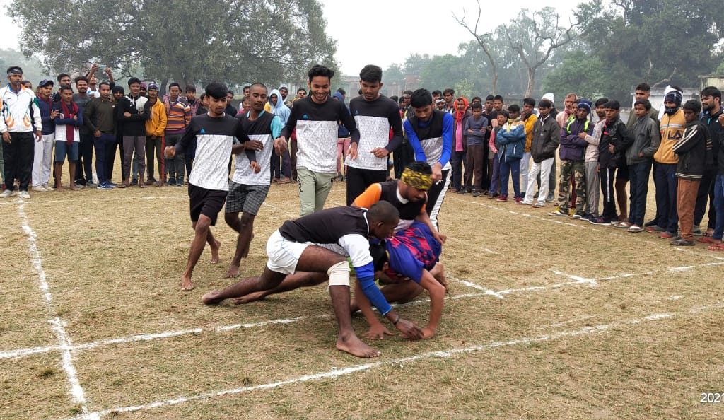 कैमूर : नेहरू युवा केंद्र के द्वारा प्रखंड स्तरीय खेलकूद का हुआ आयोजन -  Abhi Bharat